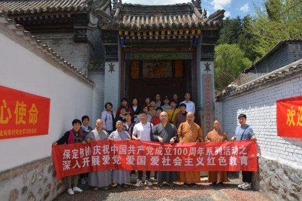逃离无人城堡